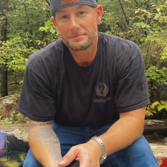 Meet your Posher, Brandon - Picture 4 of 5